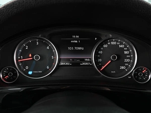 Внедорожник Volkswagen Touareg 2013 года, 2075000 рублей, Аксай