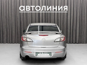 Седан Mazda Axela 2010 года, 850000 рублей, Красноярск