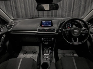 Хетчбэк Mazda Axela 2018 года, 1199999 рублей, Красноярск