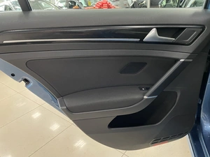 Хетчбэк Volkswagen Golf 2013 года, 1147000 рублей, Солонцы