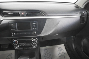 Седан Kia Rio 2020 года, 1909000 рублей, Кемерово