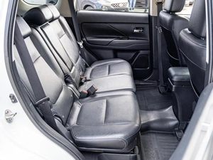 Внедорожник Mitsubishi Outlander 2016 года, 1899000 рублей, Краснодар