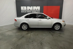 Седан Kia Magentis 2010 года, 1040000 рублей, Курск