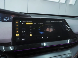 Лифтбек Changan UNI-V 2023 года, 2399000 рублей, Ростов-на-Дону