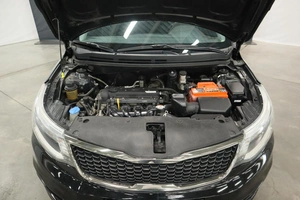 Седан Kia Rio 2016 года, 1060000 рублей, Курск