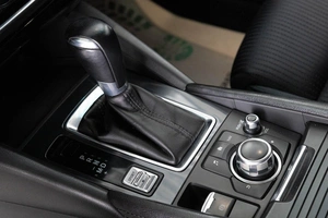 Седан Mazda 6 2015 года, 1589000 рублей, Красноярск