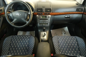 Седан Toyota Avensis 2008 года, 1019000 рублей, Омск