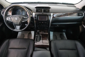 Седан Toyota Camry 2016 года, 1729000 рублей, Омск