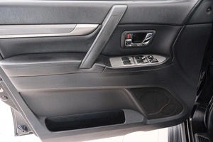 Внедорожник Mitsubishi Pajero 2010 года, 2189000 рублей, Красноярск