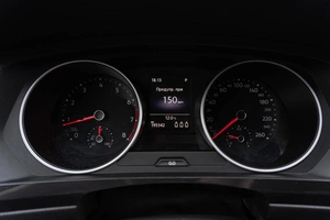 Внедорожник Volkswagen Tiguan 2018 года, 2299000 рублей, Саратов
