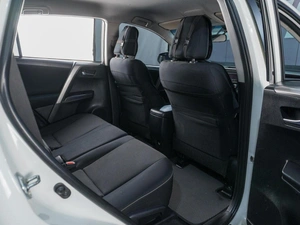 Внедорожник Toyota RAV4 2017 года, 2369000 рублей, Сургут