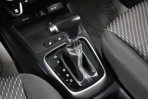 Седан Kia Rio 2018 года, 1319000 рублей, Сургут