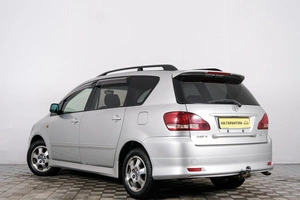 Минивэн Toyota Ipsum 2002 года, 749000 рублей, Красноярск