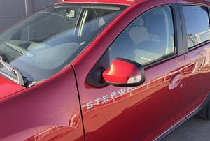 Хетчбэк Renault Sandero Stepway 2017 года, 1026000 рублей, Солонцы