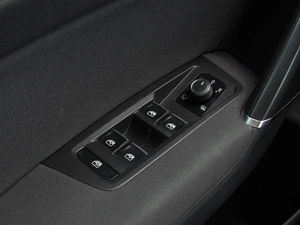 Минивэн Volkswagen Touran 2017 года, 1450000 рублей, Владимир