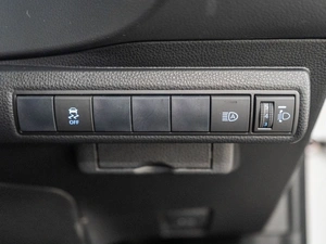 Универсал Toyota Corolla 2019 года, 1727000 рублей, Красноярск