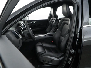 Внедорожник Volvo XC60 2018 года, 3423444 рублей, Москва