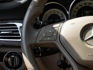 Седан Mercedes-benz CLS-класс 2011 года, 2030000 рублей, Ставрополь