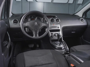 Седан Peugeot 408 2013 года, 770000 рублей, Ростов-на-Дону