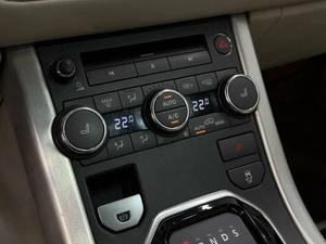 Внедорожник Land Rover Range Rover Evoque 2014 года, 1770000 рублей, Барнаул
