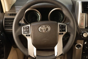 Внедорожник Toyota Land Cruiser Prado 2011 года, 3089000 рублей, Челябинск