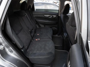 Внедорожник Nissan X-Trail 2015 года, 1599000 рублей, Саратов