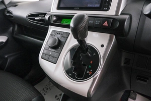Минивэн Toyota Wish 2016 года, 1749000 рублей, Красноярск