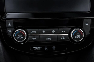 Внедорожник Nissan X-Trail 2016 года, 1389000 рублей, Челябинск