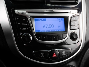 Седан Hyundai Solaris 2013 года, 949000 рублей, Тюмень