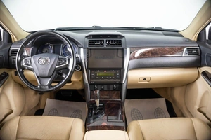 Седан Toyota Camry 2015 года, 1949000 рублей, Пермь