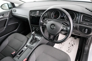 Универсал Volkswagen Golf 2018 года, 1489000 рублей, Красноярск