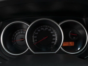 Хетчбэк Nissan Tiida 2011 года, 800000 рублей, Омск