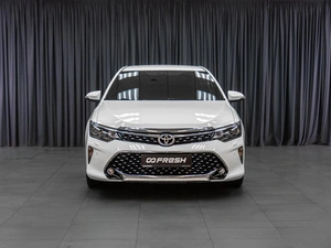 Седан Toyota Camry 2014 года, 2129000 рублей, Тюмень