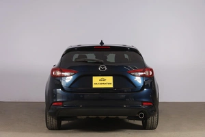 Хетчбэк Mazda Axela 2016 года, 1450000 рублей, Новосибирск