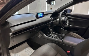 Хетчбэк Mazda 3 2021 года, 1677000 рублей, Красноярск