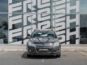 Хетчбэк Opel Astra 2013 года, 540000 рублей, Краснодар