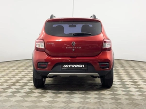 Хетчбэк Renault Sandero Stepway 2017 года, 965300 рублей, Казань