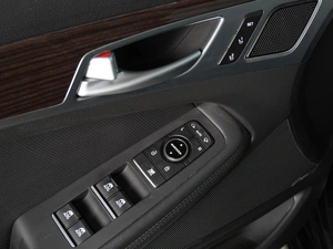 Седан Hyundai Genesis 2015 года, 1880000 рублей, Ростов-на-Дону