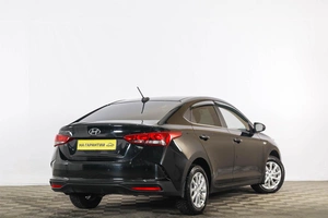 Седан Hyundai Solaris 2021 года, 1619000 рублей, Тюмень