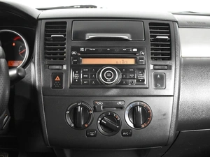 Седан Nissan Tiida 2013 года, 669900 рублей, Казань