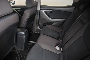 Седан Hyundai Elantra 2012 года, 979000 рублей, Пермь