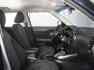 Внедорожник Kia Soul 2017 года, 1560000 рублей, Омск