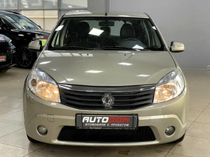Хетчбэк Renault Sandero 2011 года, 697000 рублей, Солонцы