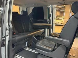 Минивэн Volkswagen Multivan 2016 года, 3847000 рублей, Красноярск