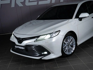 Седан Toyota Camry 2019 года, 3439000 рублей, Сургут
