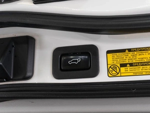 Внедорожник Toyota Land Cruiser 2013 года, 3675000 рублей, Тюмень