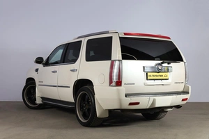 Внедорожник Cadillac Escalade 2013 года, 2249000 рублей, Новосибирск