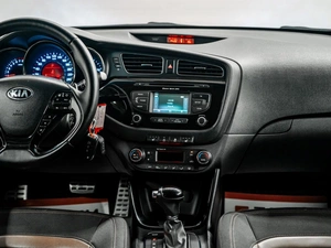 Хетчбэк Kia Ceed 2014 года, 1050000 рублей, Красноярск