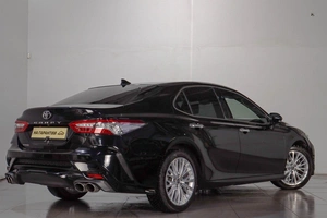 Седан Toyota Camry 2019 года, 3369000 рублей, Челябинск