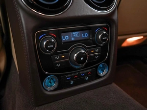 Седан Jaguar XJ 2013 года, 1527196 рублей, Москва